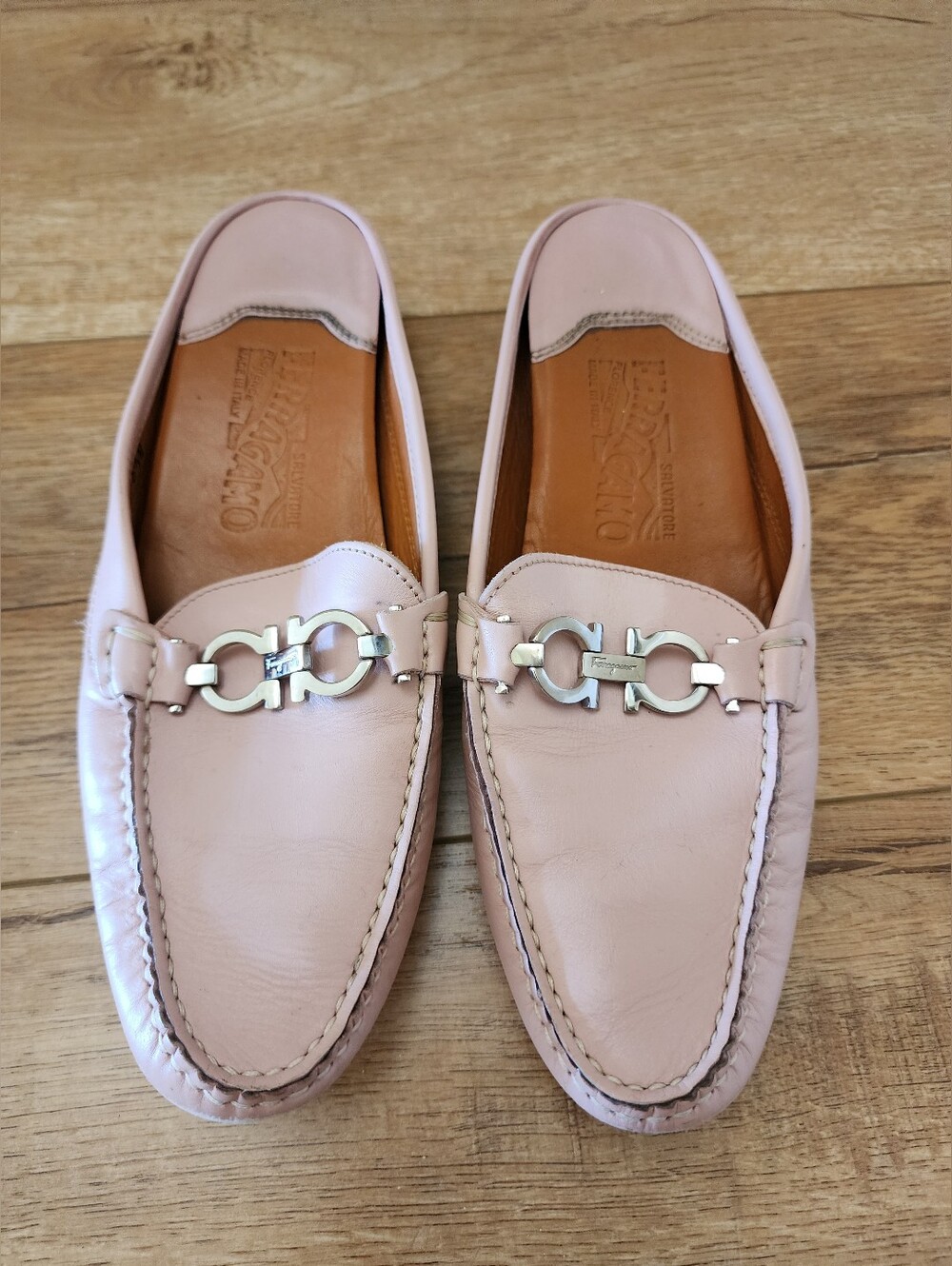Salvatore Ferragamo ITALY MADE Pink Soft Leather Mules Moccasins Womens US 5.5